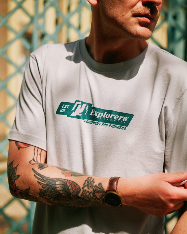 Discovery Tee